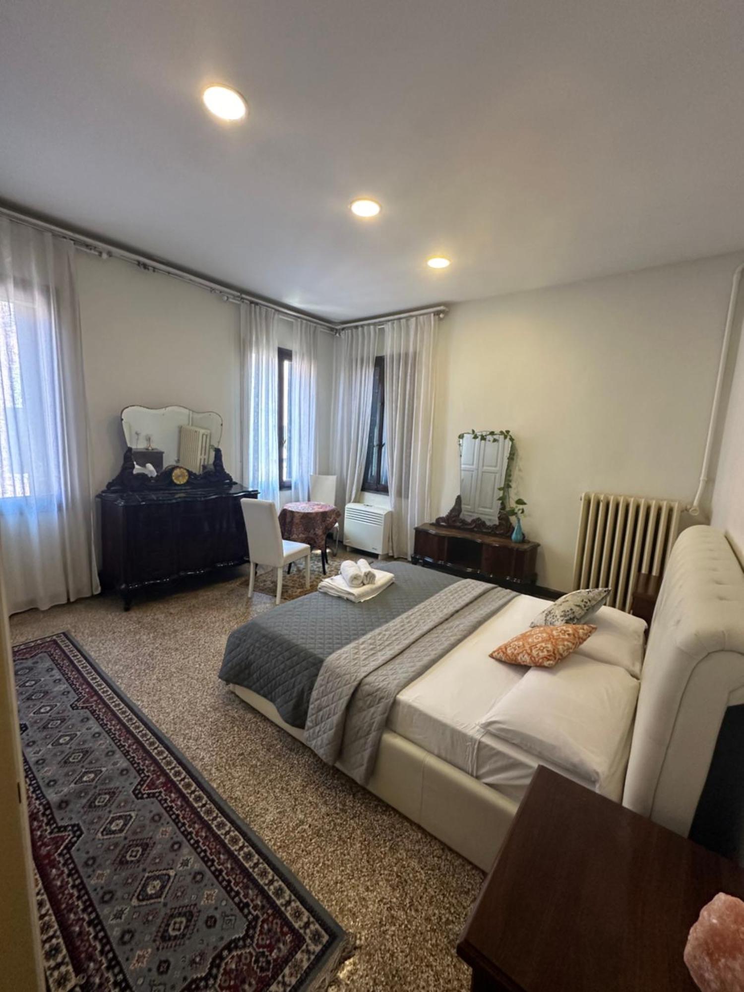Rosa Apartment Venetië Buitenkant foto