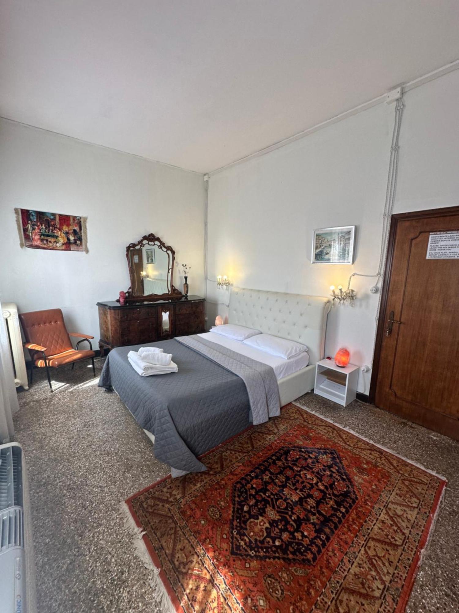 Rosa Apartment Venetië Buitenkant foto
